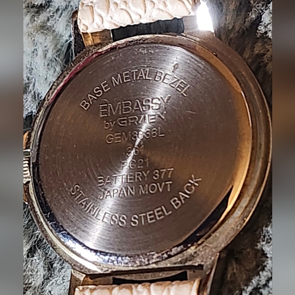 Beautiful ICED out Embassy By Gruen Womens watch MOP Dial - Picture 6 of 7